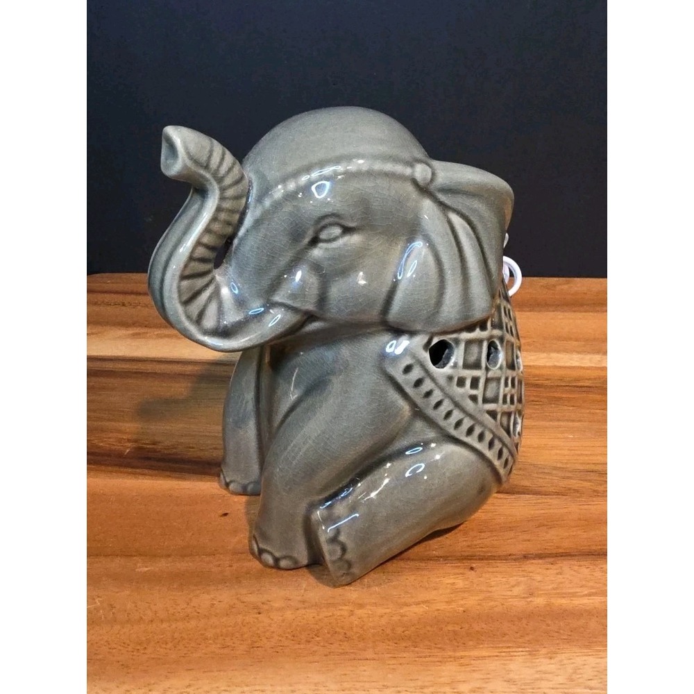 Grey Elephant Lighted Ceramic Wax Warmer With Off/On Switch Missing Base